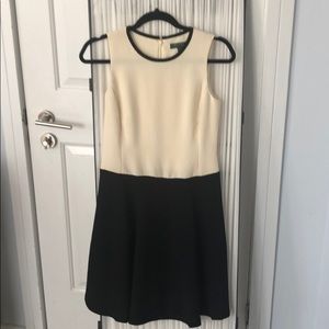 Classic dress